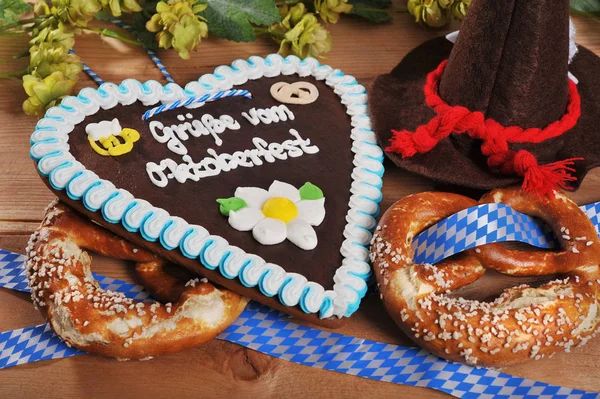 Original Bavarian Gingerbread Heart Gamsbart Pretzels — Stock Photo, Image