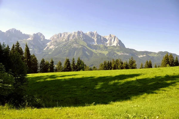 Vista Panoramica Maestosi Paesaggi Alpini — Foto Stock