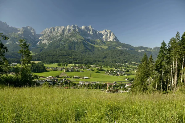 Vista Panorámica Del Hermoso Paisaje Los Alpes —  Fotos de Stock