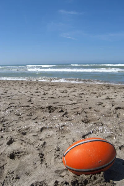 Rugby Ball Beach Background Sea — Stock Photo, Image