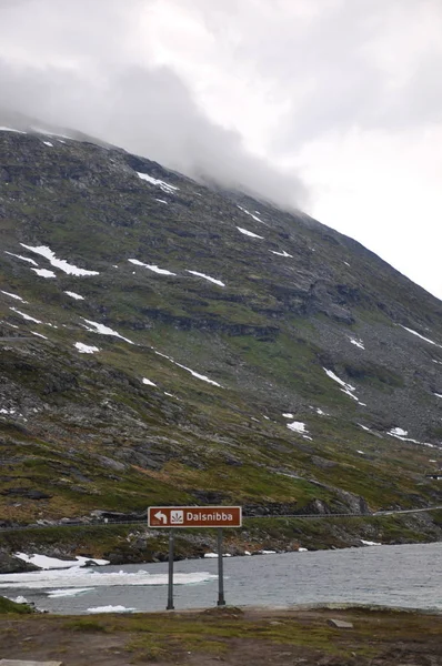 Στο Δρόμο Για Βουνό Επιφυλακή Dalsnibba Norway — Φωτογραφία Αρχείου