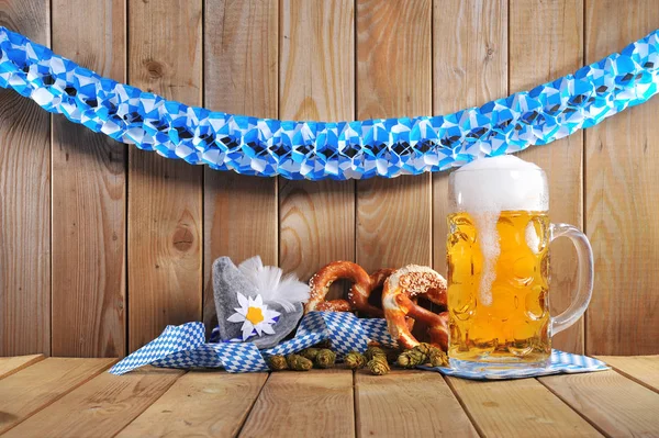 Original Bavarian Gingerbread Heart Oktoberfest Beer Jug U200B U200Band Traditional — Stock Photo, Image