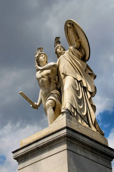 Den Unge Hjälten Skyddas Athena — Stockfoto