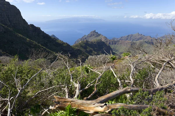 Paisagem Montanha Torno Casa Campo Masca Tenerife Distância Ilha Gomera — Fotografia de Stock