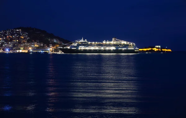 Kusadasi Wieczorem Indyk Morze Egejskie Morze Egejskie Tureckie Port Miasto — Zdjęcie stockowe