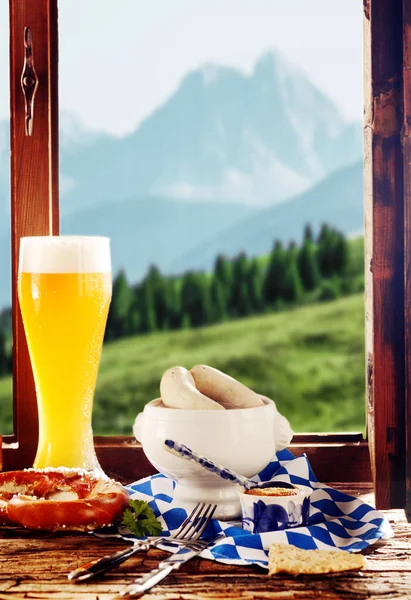 Meal Bavarian Tavern Alpine View Serving Traditional Cuisine Veal Sausages — Stock Photo, Image