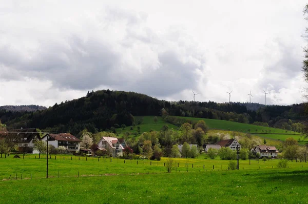 Maisema Pienen Kylän Heuweiler Lähellä Freiburg Breisgau Reunalla Mustan Metsän — kuvapankkivalokuva