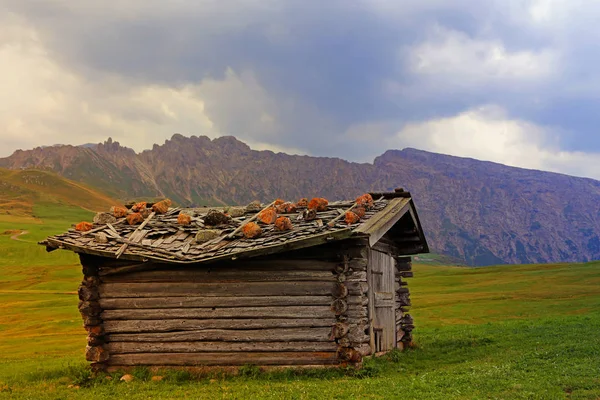 Ruin Mountain Hut Alpe Siusi — Stock Photo, Image
