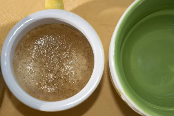 Чашка Додаткової Міцної Кави Чайною Ложкою Кави Крупи — стокове фото