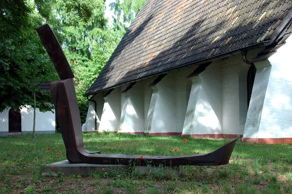 Escultura Por Franz Bernhard Grande Homem Sentado — Fotografia de Stock