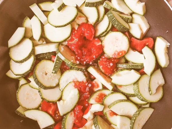 Vintage Ser Courgettes Grönsaker Med Tomatsås Stekpanna — Stockfoto