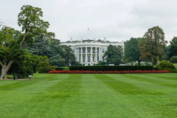 Das Weiße Haus Washington Mit Garten — Stockfoto