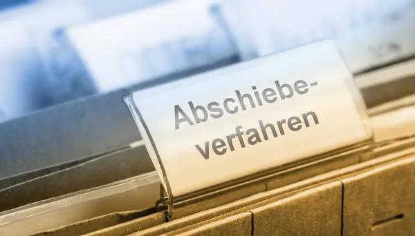 Symbole Des Flüchtlingsproblems — Stockfoto