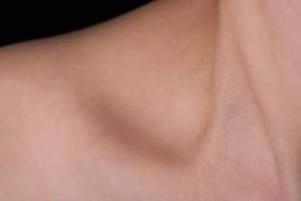 Abstract Shot Woman Neck Collarbone Shoulder Small Amount Black Background — Stock Photo, Image