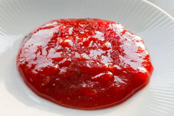 Marmellata Fragole Mettere Punto Piatto Bianco — Foto Stock