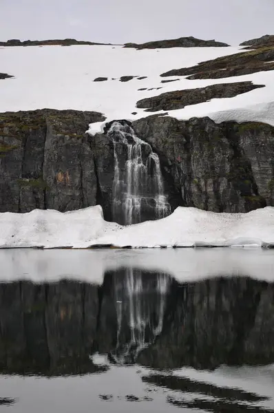 Северный Водопад Горного Хребта Аурландсфьелле — стоковое фото