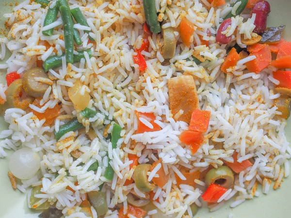 Curry Rizs Szezonális Zöldségekkel Vegetáriánus Indiai Ételek — Stock Fotó