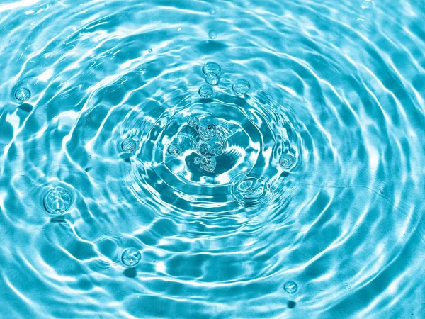Close Macro Van Een Water Drop Droplet Cool Koude Toon — Stockfoto