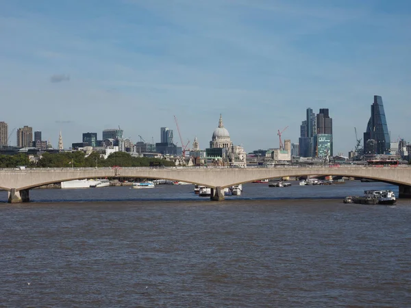 Waterloo Bridge Över Floden Themsen London Sett Från Bron Jubilee — Stockfoto