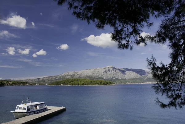 Vista Panorámica Del Paisaje Del Lago — Foto de Stock