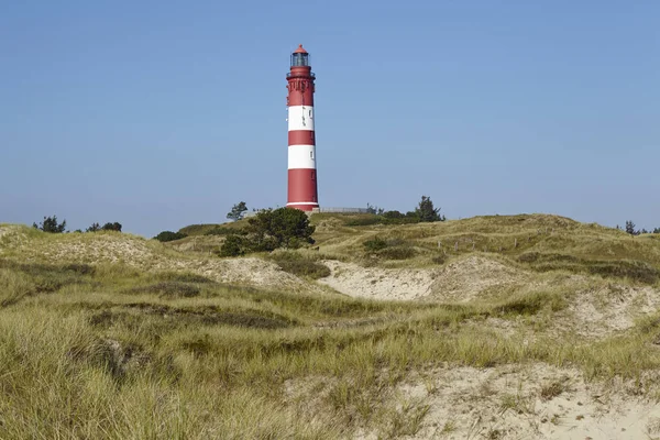 Den Rödvita Ringade Fyren Amrum Byggd Ovanpå Sanddyn Och Del — Stockfoto