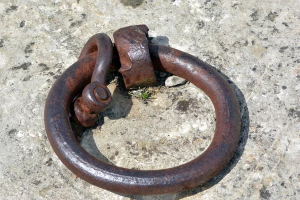 Anello Fissaggio Nel Porto — Foto Stock