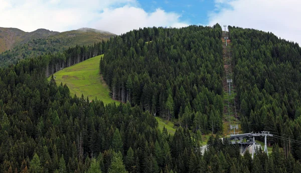 Destruction Forêt Montagne Par Les Pistes Ski Les Remontées Mécaniques — Photo