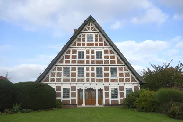 Casa Meia Madeira Velho País — Fotografia de Stock