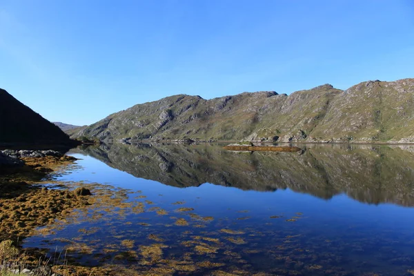 スコットランドの湖で — ストック写真