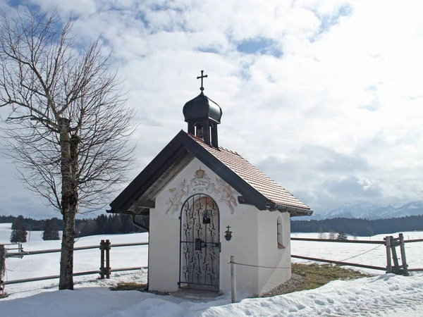 Kapelle Schnee — Stockfoto