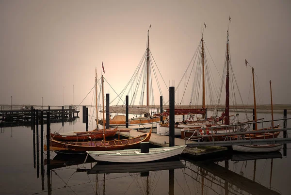 Hafen Mit Historischen Booten — Stockfoto