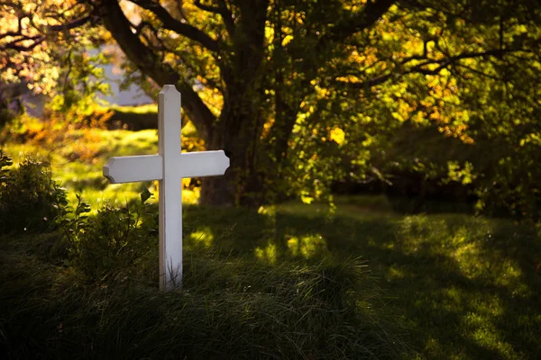 Szenische Ansicht Des Christlichen Kruzifixes — Stockfoto