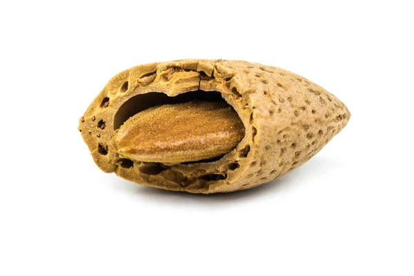 Mandle Prasklou Skořápkou Detail Ořechu Bílém Pozadí — Stock fotografie
