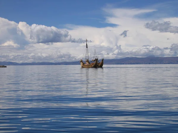Jezero Titicaca Cestovní Koncept — Stock fotografie