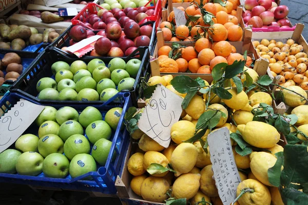 Fruitverkoop Sorrento — Stockfoto