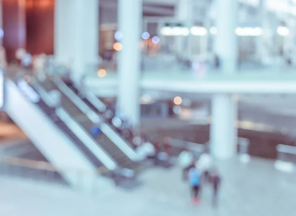 Imagem Desfocada Lobby Edifício Moderno Com Escada Rolante Conceito Negócio — Fotografia de Stock