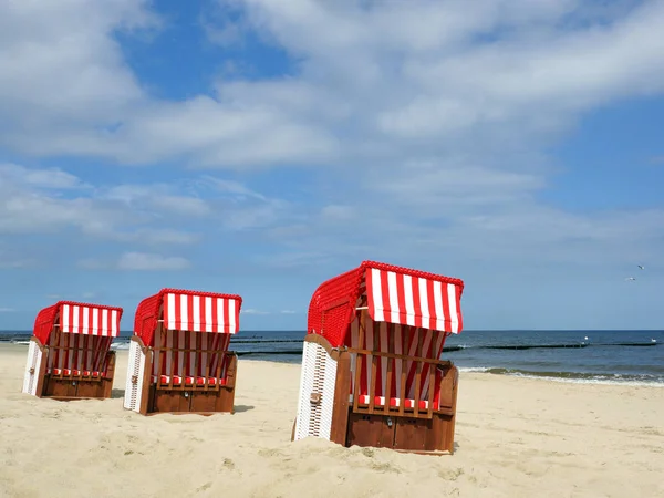 Trois Chaises Longues Bord Mer — Photo