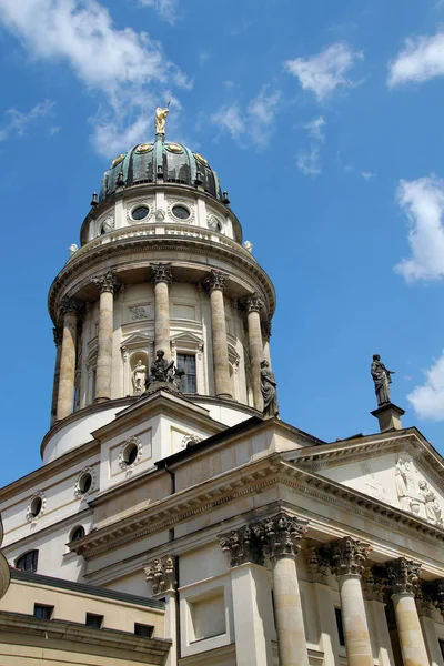 Malerischer Blick Auf Majestätische Kathedralenarchitektur — Stockfoto