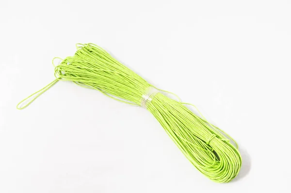 Зелена Мотузка Білому Тлі — стокове фото