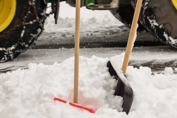 Sgombero Neve Dopo Crollo Invernale — Foto Stock