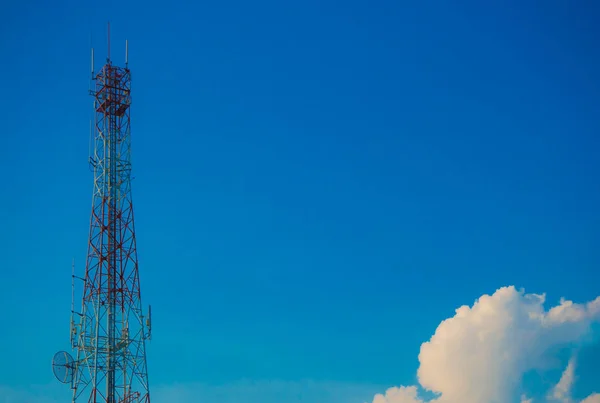 Telecommunication Tower Blue Sky Kalasin Ταϊλάνδη — Φωτογραφία Αρχείου