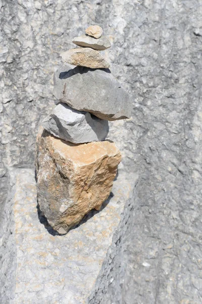 Cairnas Homem Pedra Equilíbrio Equilíbrio Equilíbrio Instável Pedras Torre Torre — Fotografia de Stock