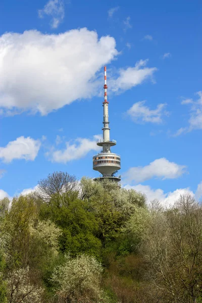 Olympiaturm Funkturm Münchens Olympiapark Med Underbar Utsikt Över Alperna — Stockfoto