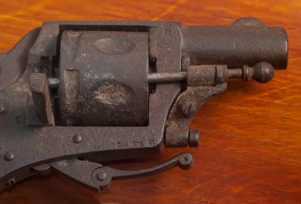 Rusty Vintage Francouzský Revolver — Stock fotografie