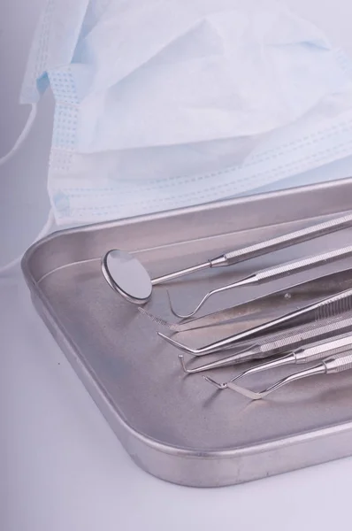Narzędzia Dentysta Metalowej Tacy — Zdjęcie stockowe