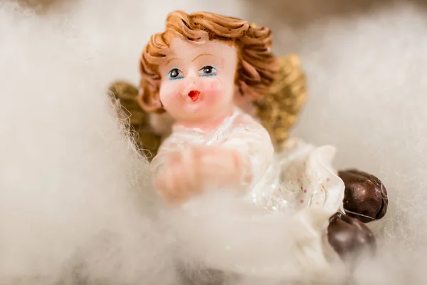 Маленький Ангел Хлопковом Облаке — стоковое фото