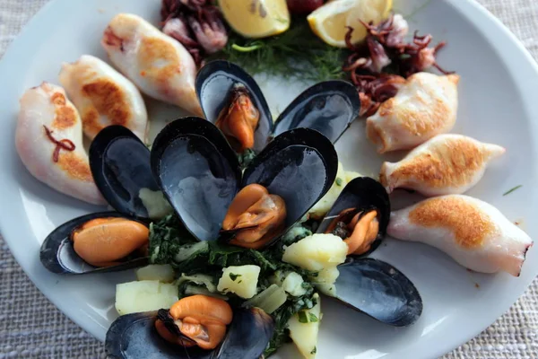 Seafood Sebuah Restoran Kota Tua Budva Laut Adriatic Montenegro Lembah — Stok Foto