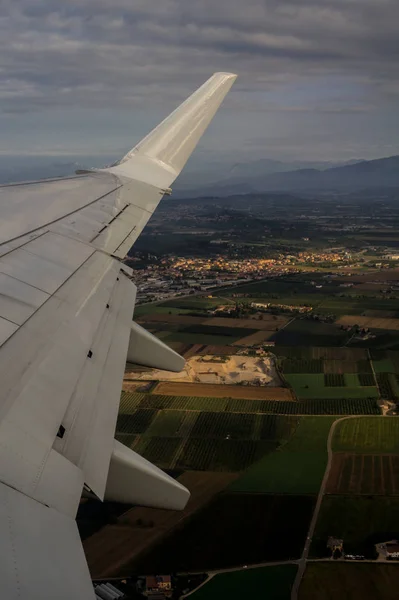 Winglet Wingtip Verona Daki Hava Manzarası Verona Villafranca Uluslararası Havalimanı — Stok fotoğraf