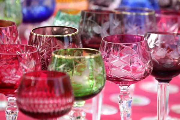 Veel Kleurrijke Glazen Uit Oma Tijd — Stockfoto