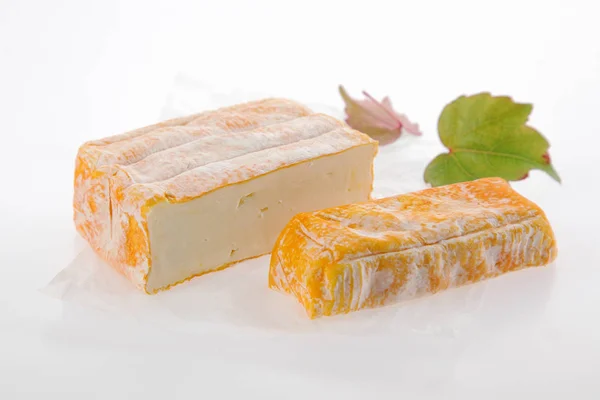 Especialidad Queso Aromático Francés Rebanado Para Mostrar Textura Cremosa Suave —  Fotos de Stock